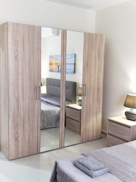 דירות סיינט פול ביי Sunstone Court מראה חיצוני תמונה